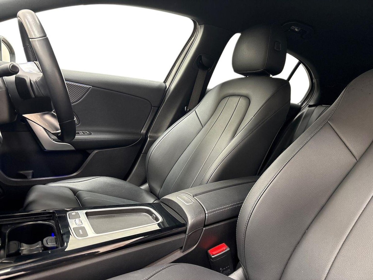 Used Mercedes-Benz A-Class 2023 for sale - 76577219: Photo 4