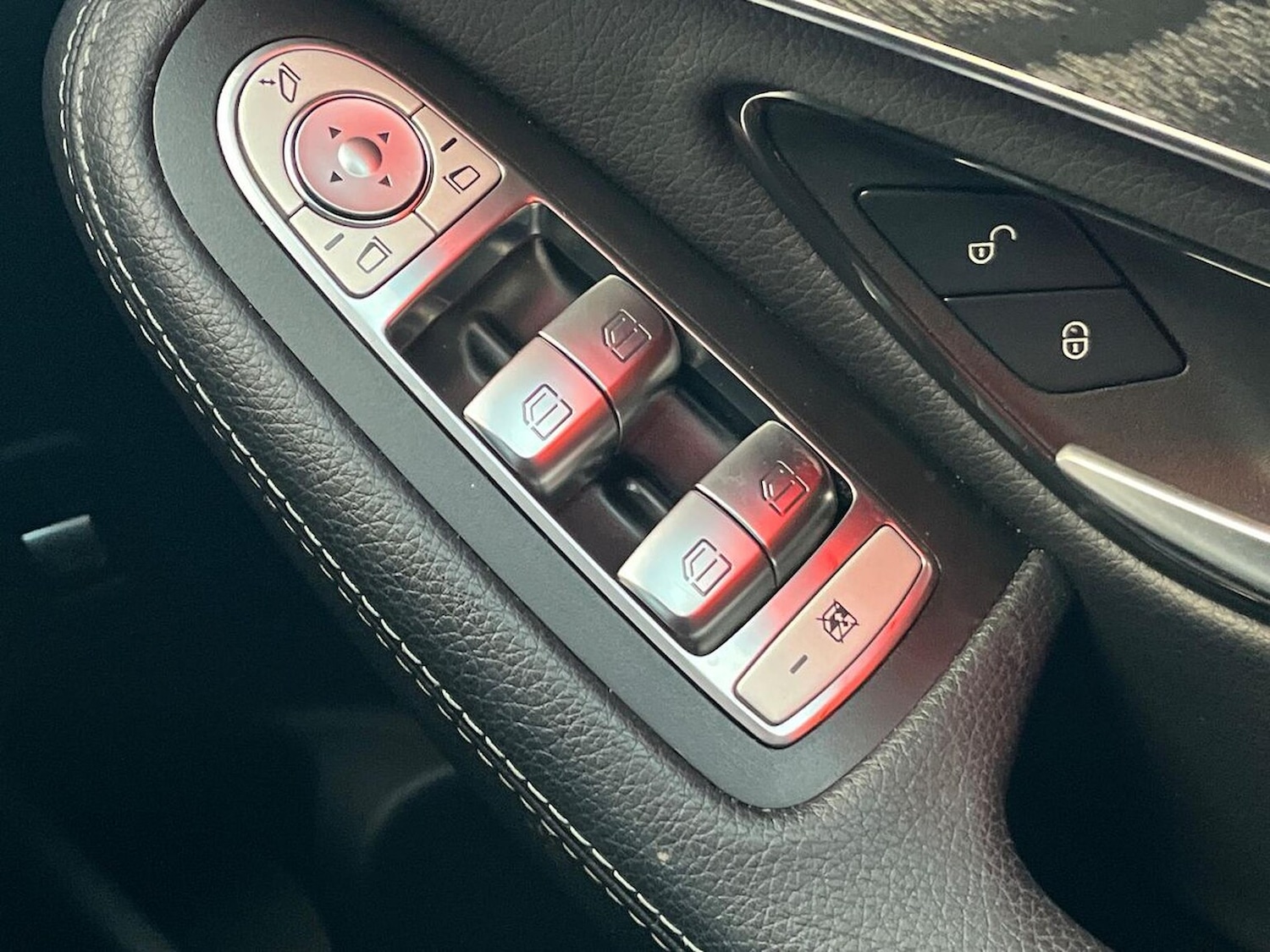 Used Mercedes-Benz GLC 2020 for sale - 77542458: Photo 21