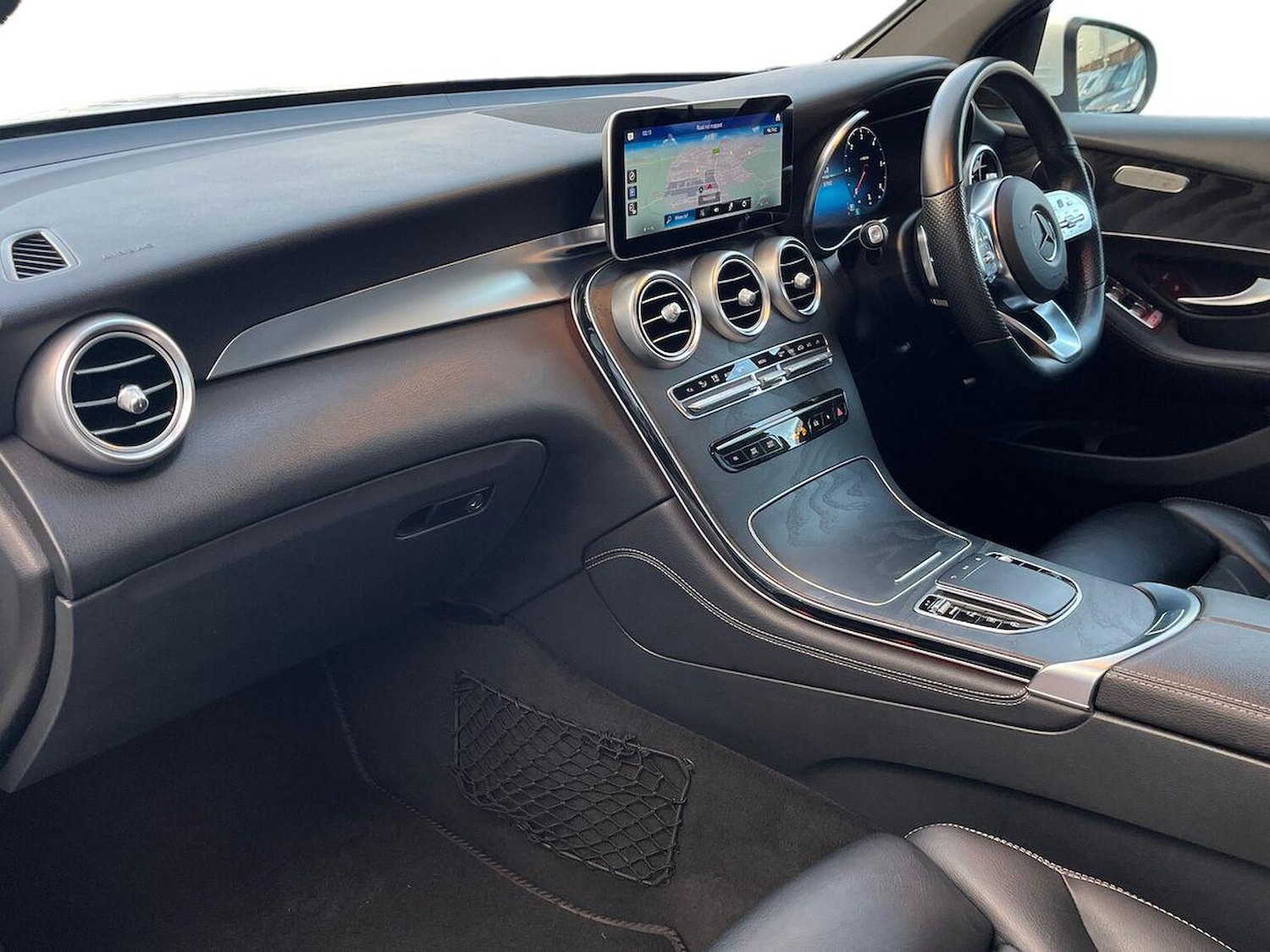 Used Mercedes-Benz GLC 2020 for sale - 77542458: Photo 7