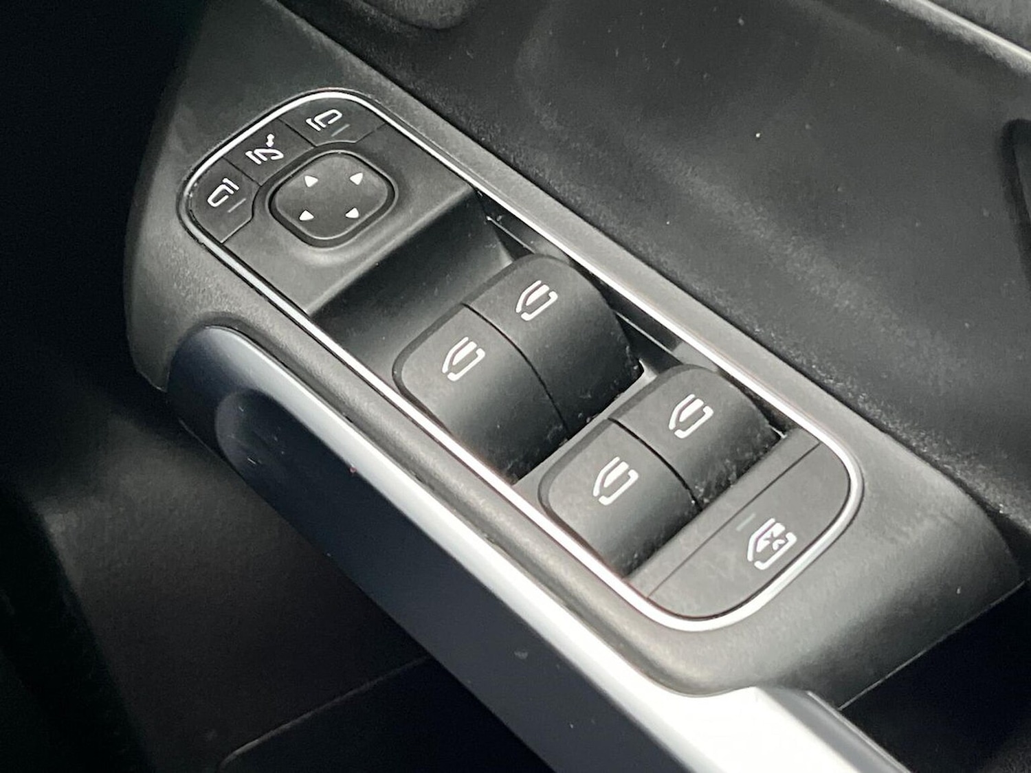 Used Mercedes-Benz GLB 2022 for sale - 76455180: Photo 21