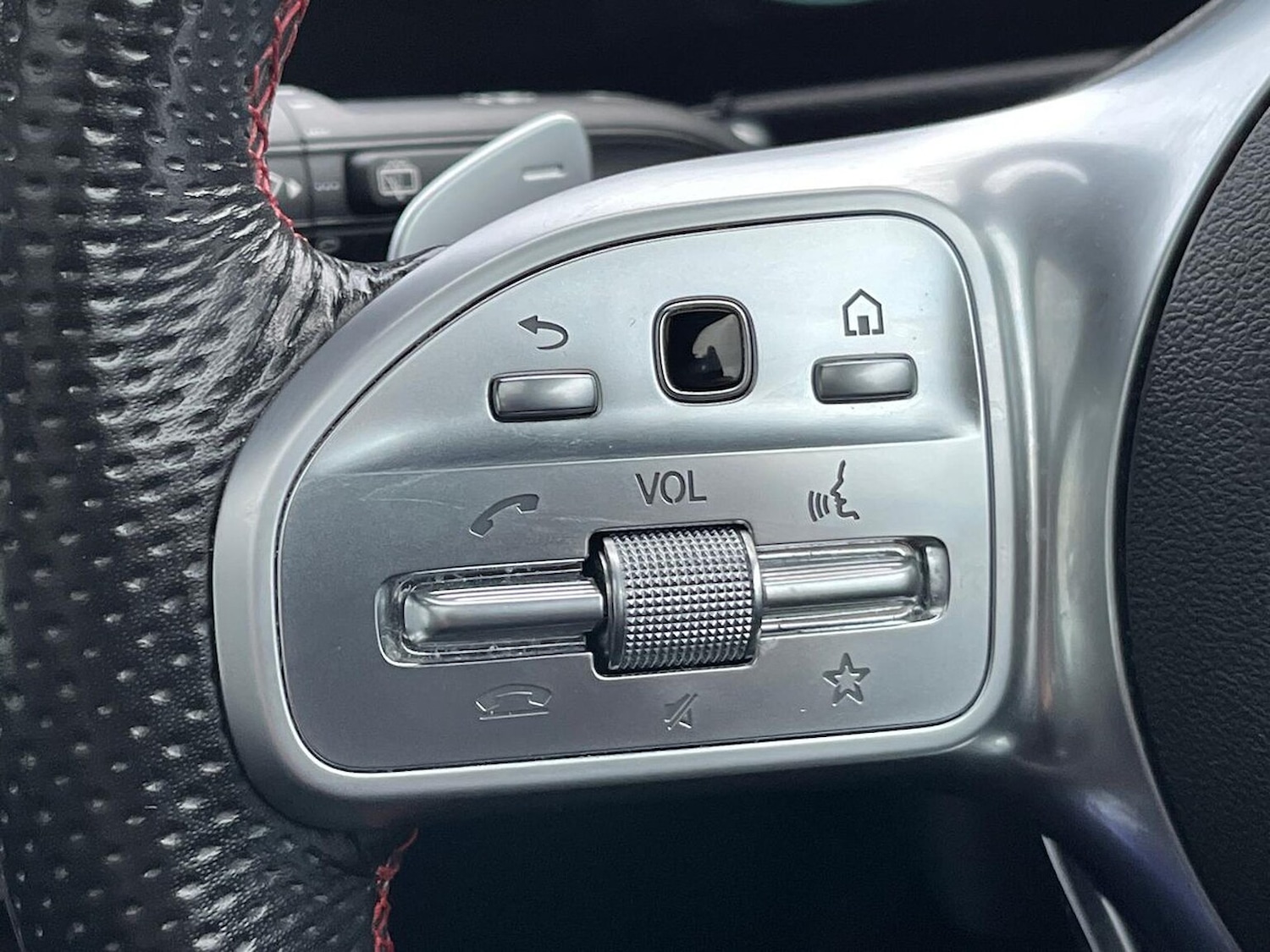 Used Mercedes-Benz GLB 2022 for sale - 76455180: Photo 26