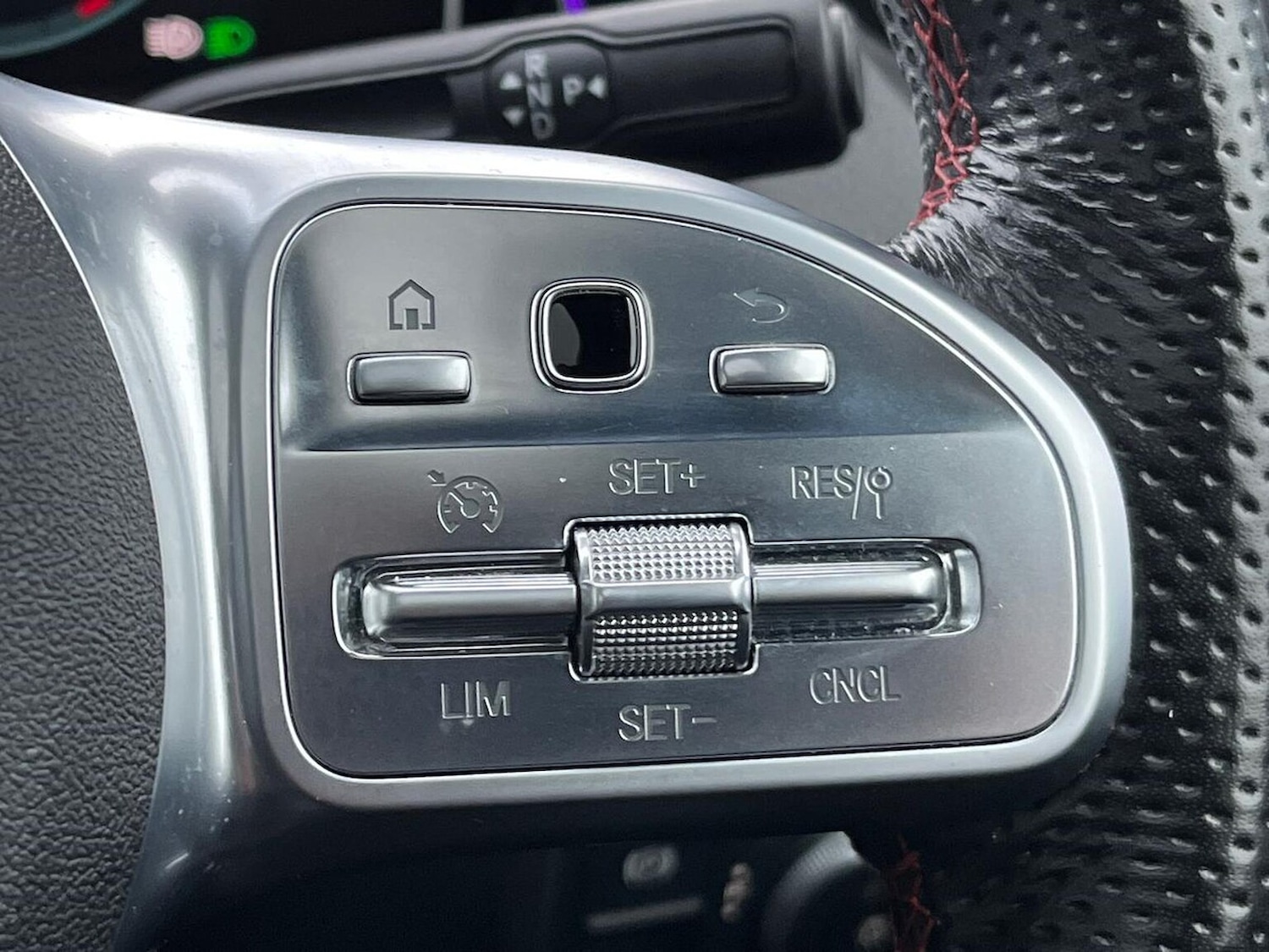 Used Mercedes-Benz GLB 2022 for sale - 76455180: Photo 27