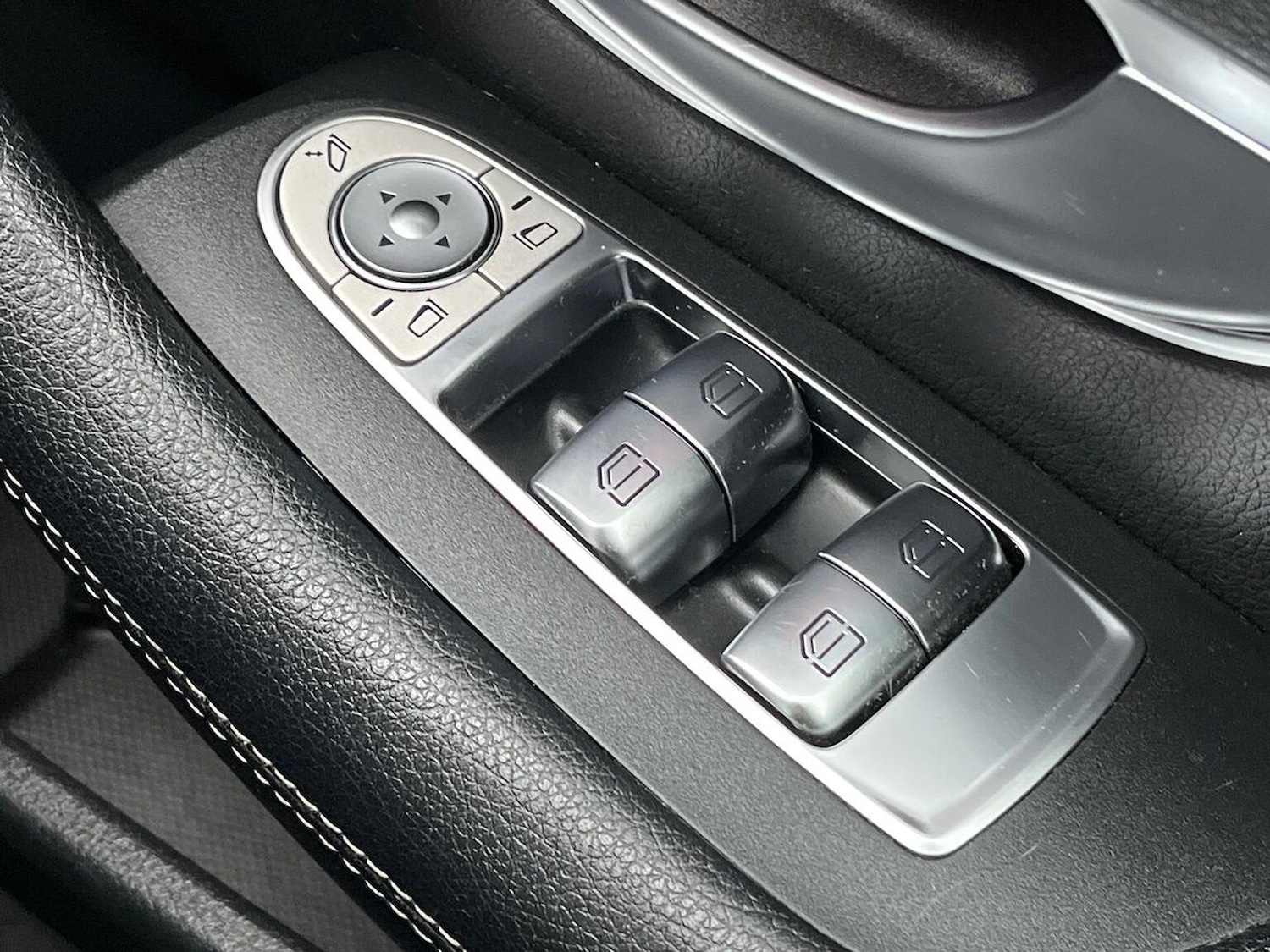 Used Mercedes-Benz E Class 2019 for sale - 76504918: Photo 21