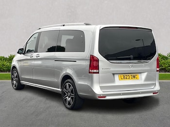 Used Mercedes-Benz V-Class 2023 for sale - 75535785: Photo