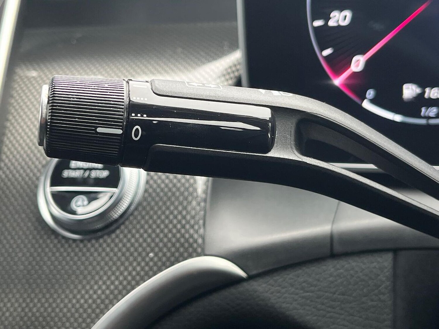 Used Mercedes-Benz GLC 2023 for sale - 76264398: Photo 28