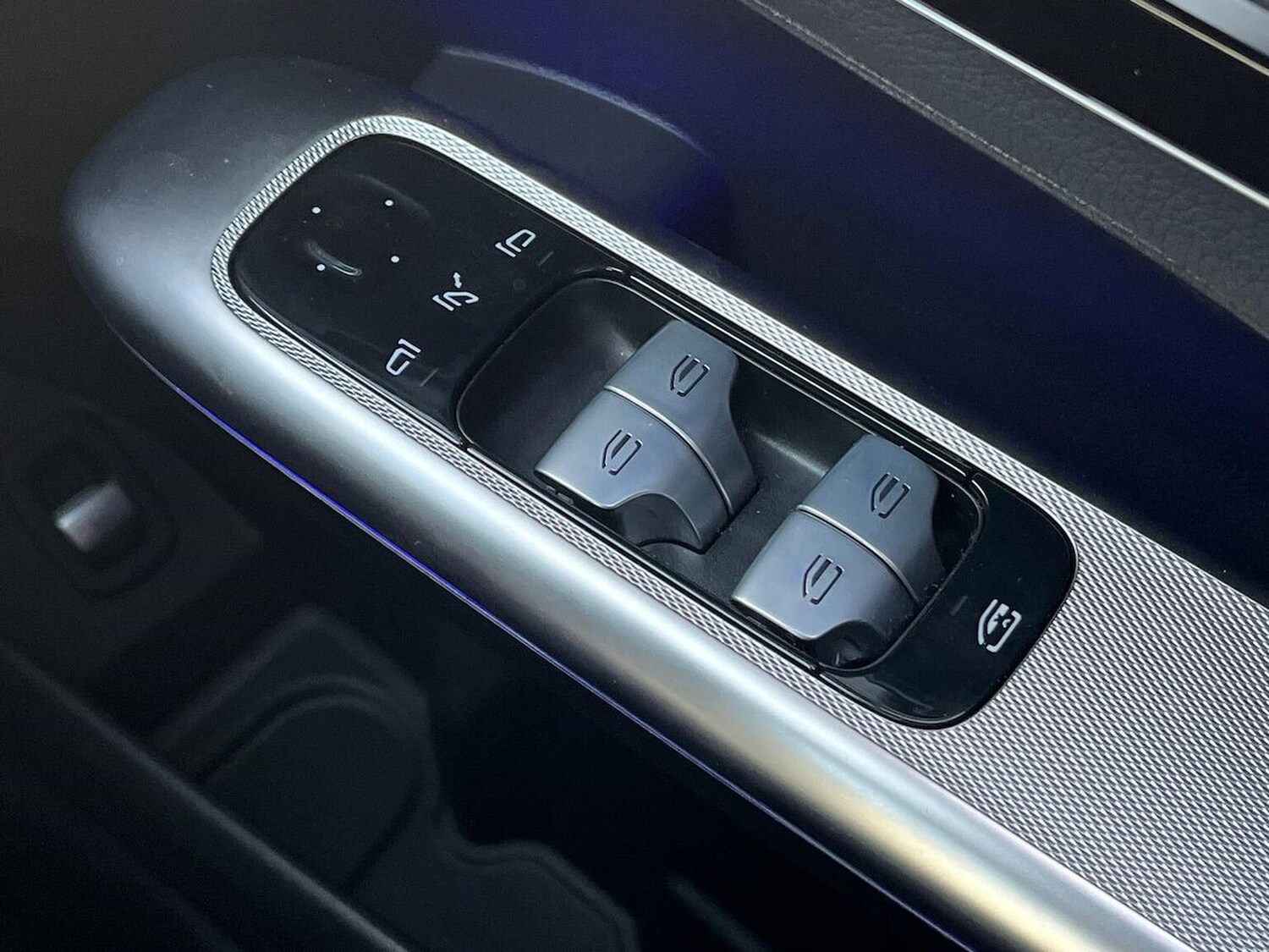 Used Mercedes-Benz GLC 2024 for sale - 77488219: Photo 21