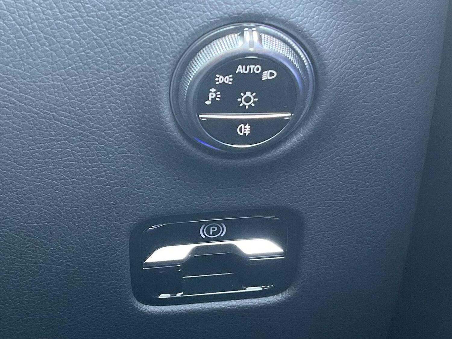 Used Mercedes-Benz GLC 2024 for sale - 77488219: Photo 22