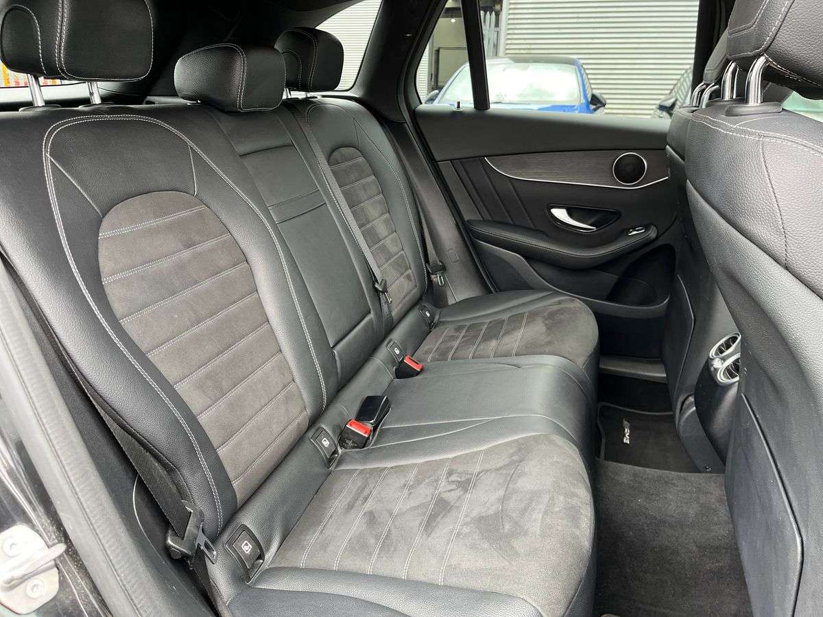 Used Mercedes-Benz GLC 2020 for sale - 78213675: Photo 16