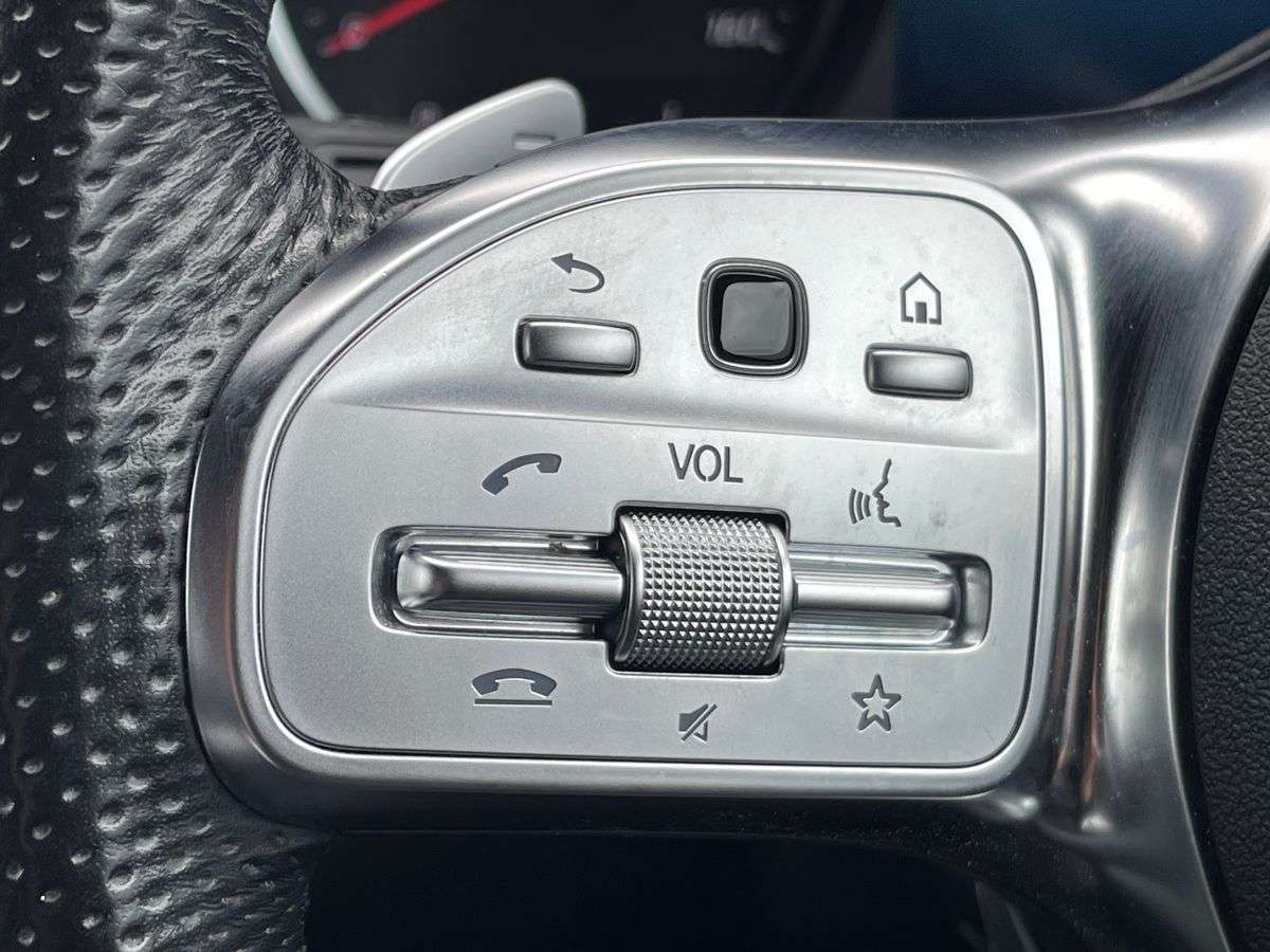 Used Mercedes-Benz GLC 2020 for sale - 78213675: Photo 26