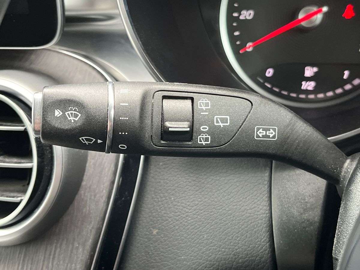 Used Mercedes-Benz GLC 2020 for sale - 78213675: Photo 28