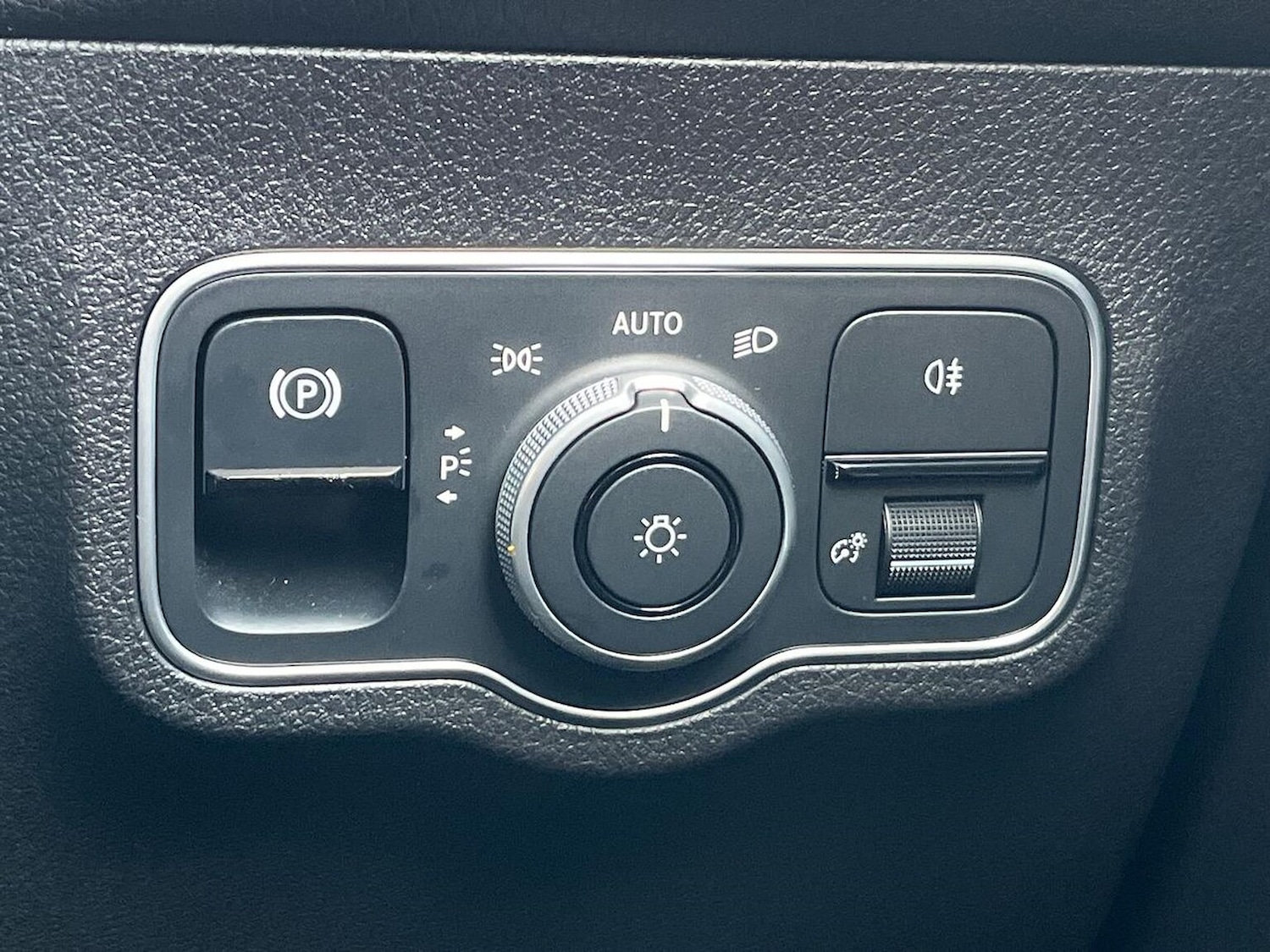 Used Mercedes-Benz EQB 2025 for sale - 76127233: Photo 22