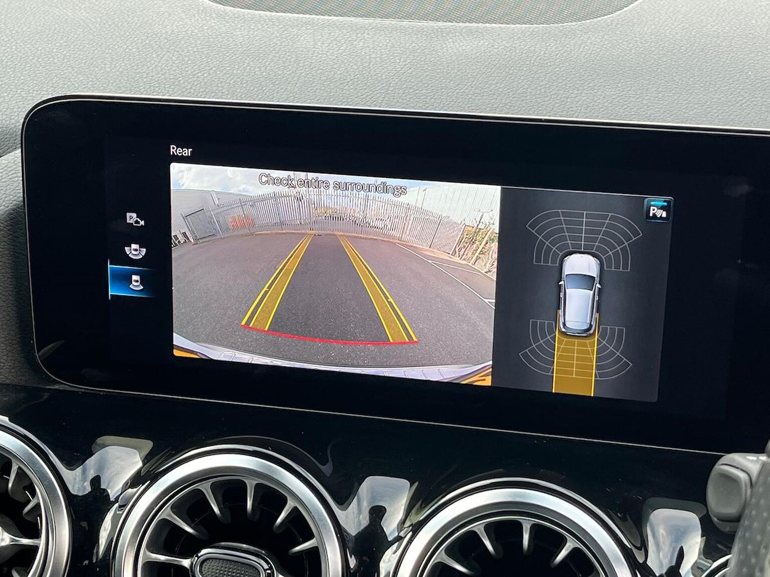 Used Mercedes-Benz GLA 2023 for sale - 77502886: Photo 23