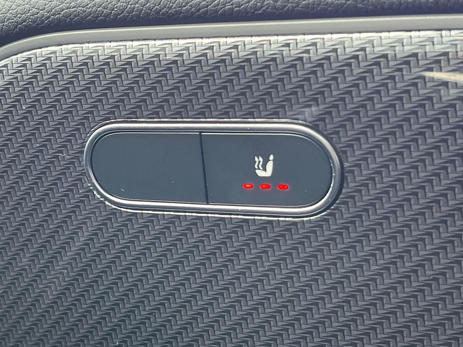 Used Mercedes-Benz GLA 2023 for sale - 77502886: Photo 30