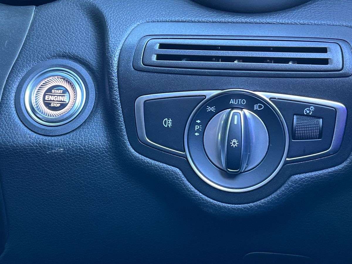 Used Mercedes-Benz GLC 2020 for sale - 77572945: Photo 22