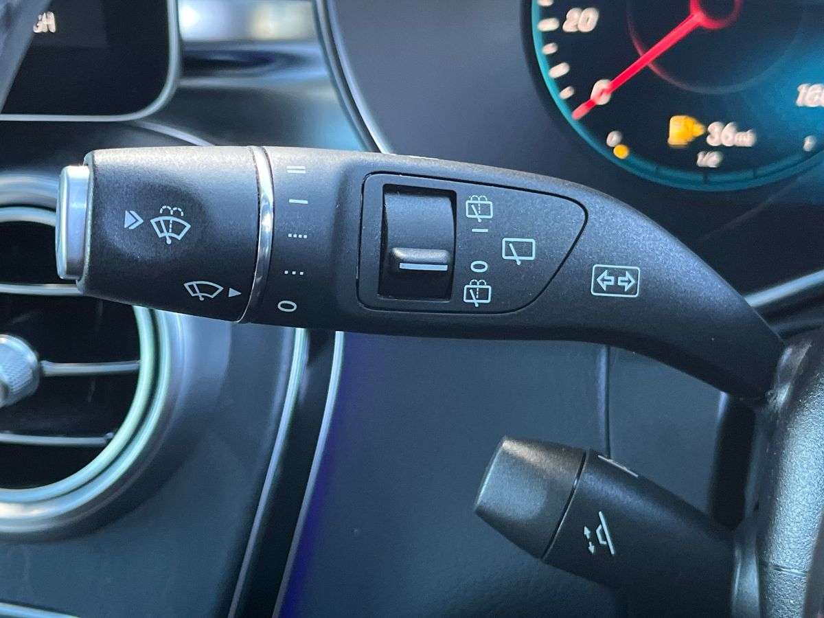 Used Mercedes-Benz GLC 2020 for sale - 77572945: Photo 28