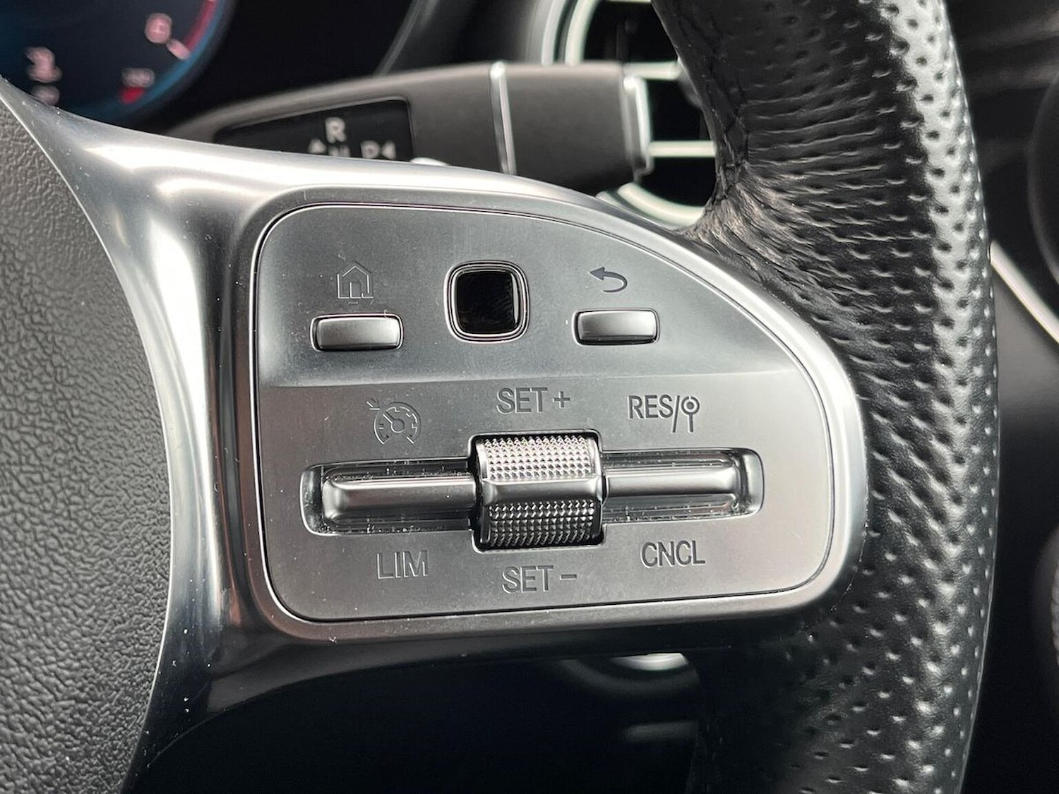 Used Mercedes-Benz GLC 2020 for sale - 76490536: Photo 27