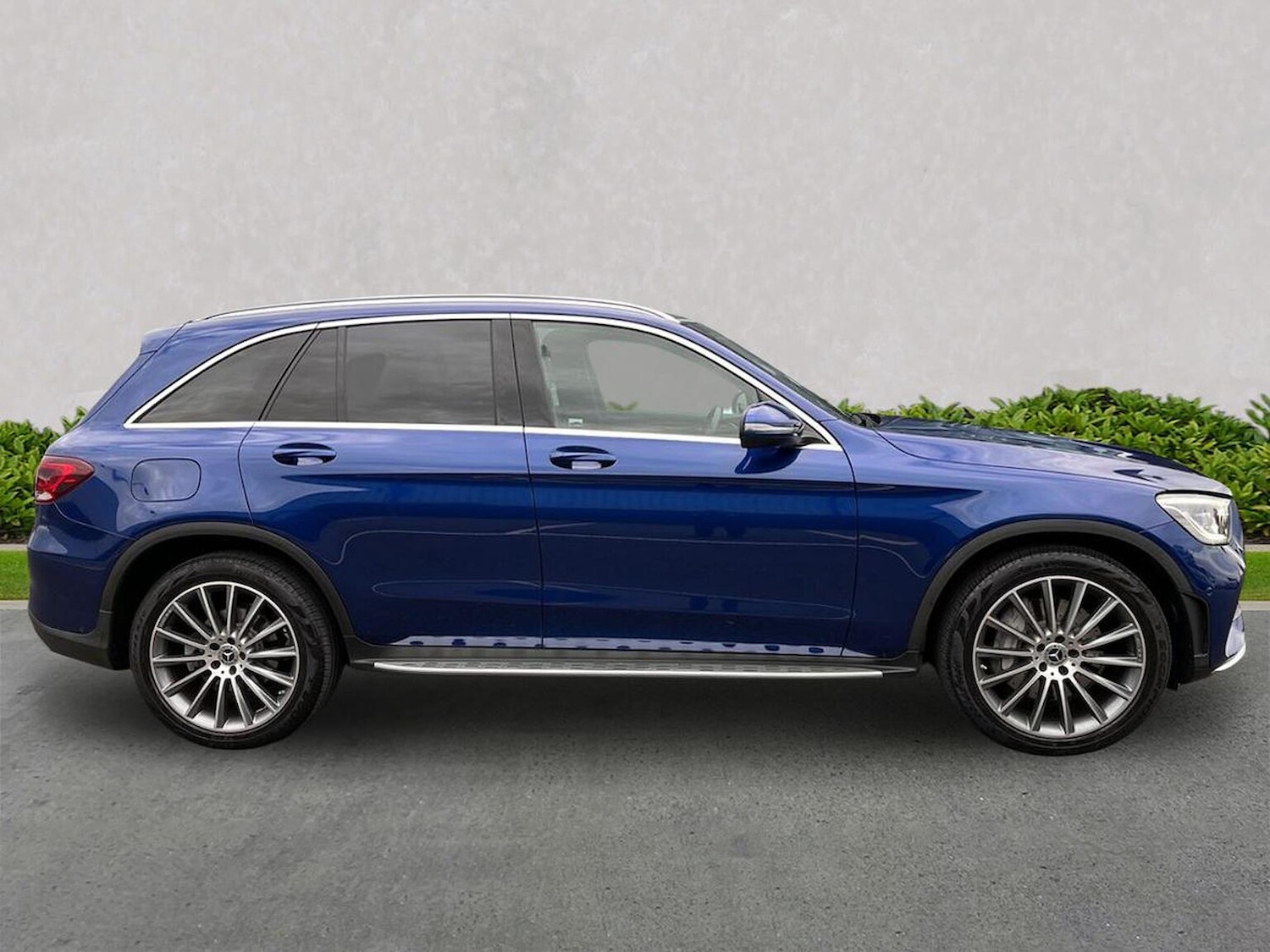 Used Mercedes-Benz GLC 2020 for sale - 76490536: Photo 3