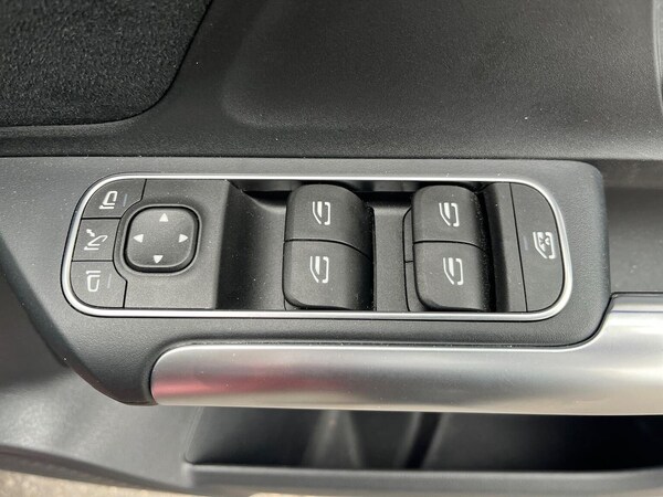 Used Mercedes-Benz GLA 2023 for sale - 76236992: Photo 21