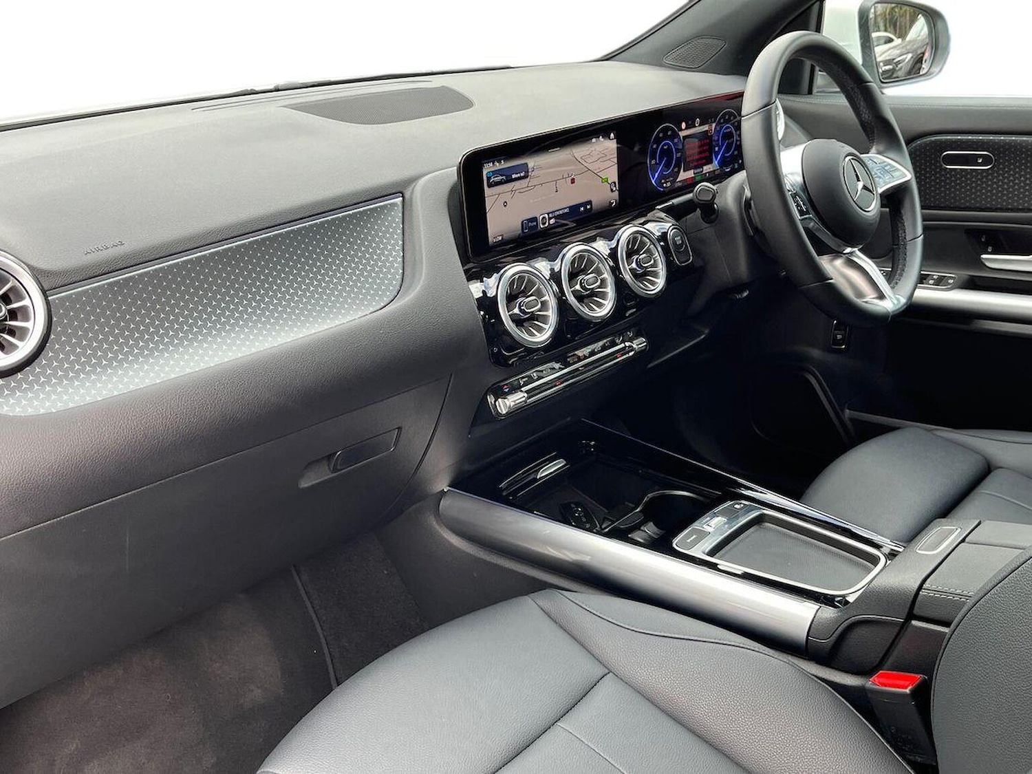 Used Mercedes-Benz EQA 2024 for sale - 76142971: Photo 7