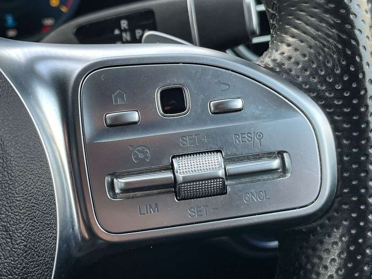 Used Mercedes-Benz C Class 2019 for sale - 78192649: Photo 27