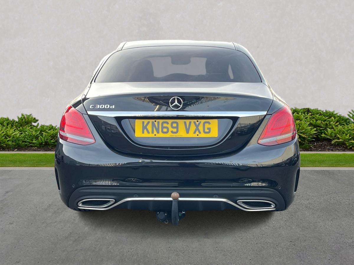 Used Mercedes-Benz C Class 2019 for sale - 78192649: Photo 4