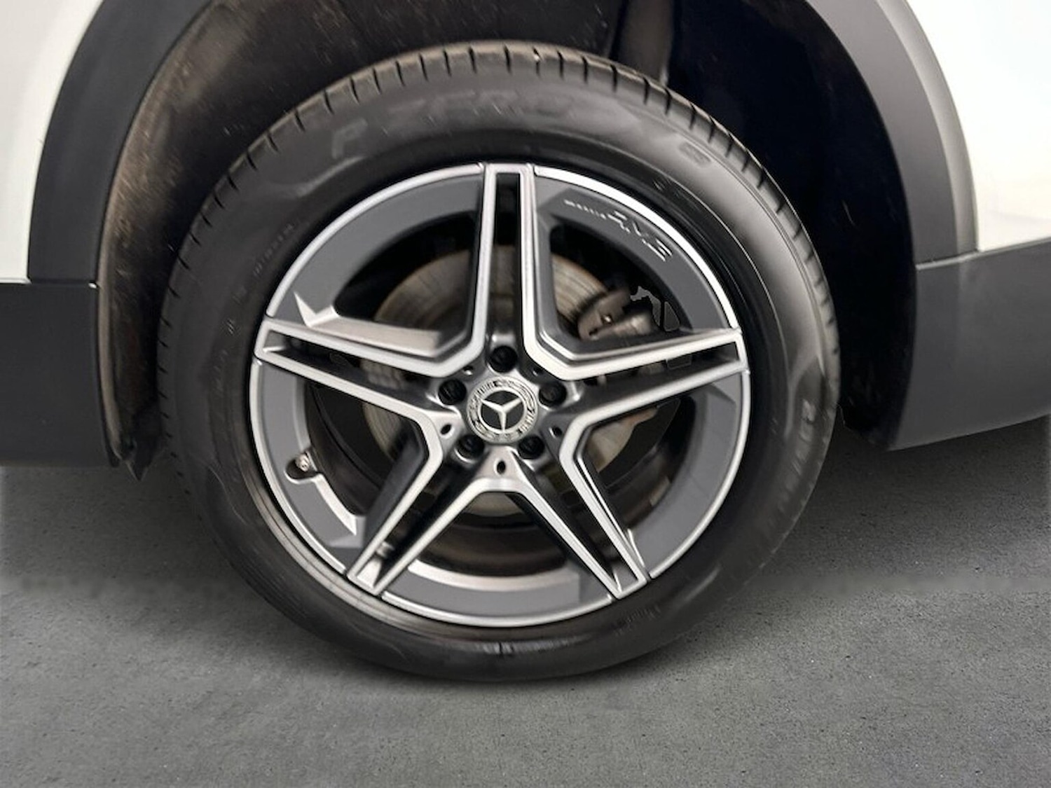 Used Mercedes-Benz GLB 2024 for sale - 76471008: Photo 6