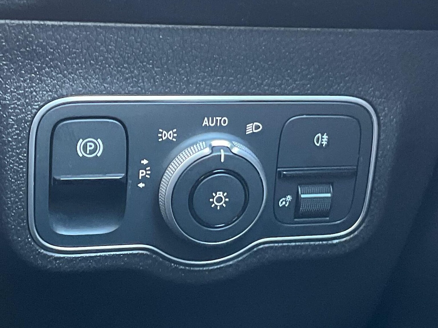 Used Mercedes-Benz GLB 2023 for sale - 76547745: Photo 22