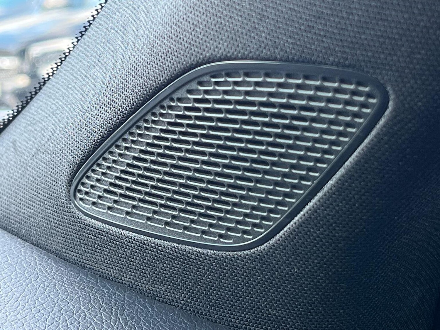 Used Mercedes-Benz GLB 2023 for sale - 76547745: Photo 31