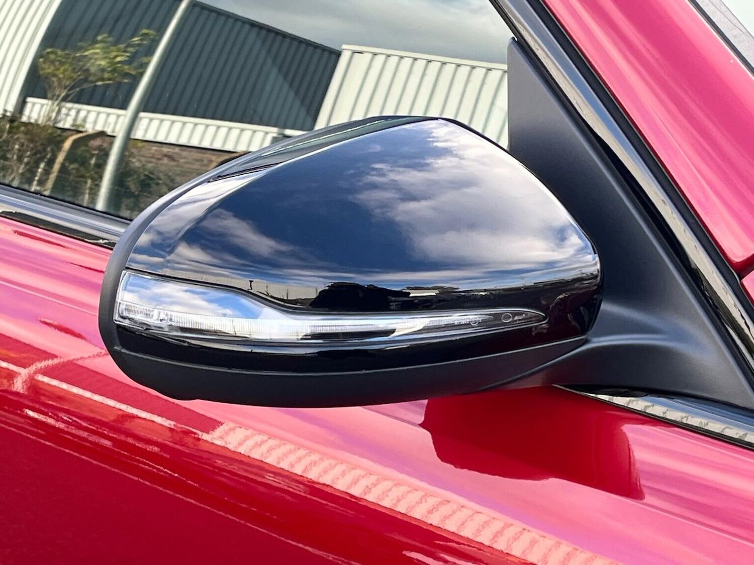 Used Mercedes-Benz GLB 2023 for sale - 76547745: Photo 38