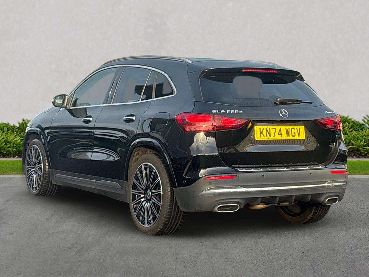 Used Mercedes-Benz GLA 2024 for sale - 77578756: Photo 2