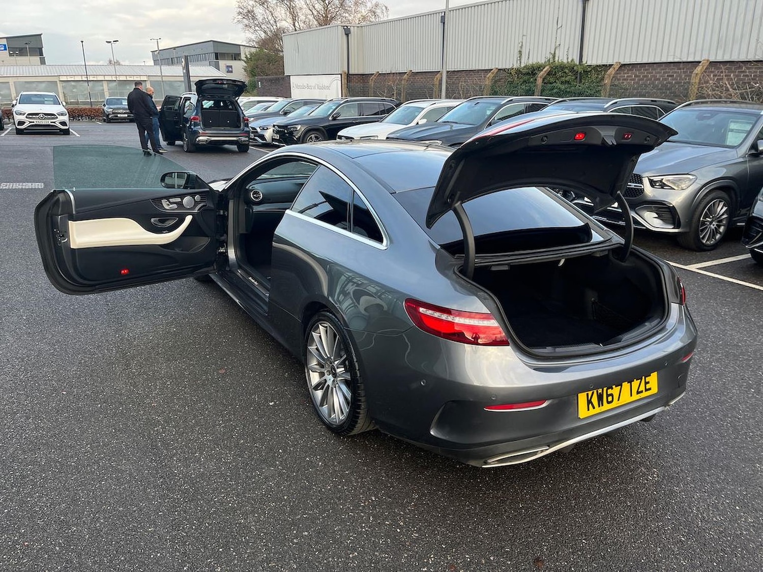 Used Mercedes-Benz E Class 2018 for sale - 76957562: Photo 40