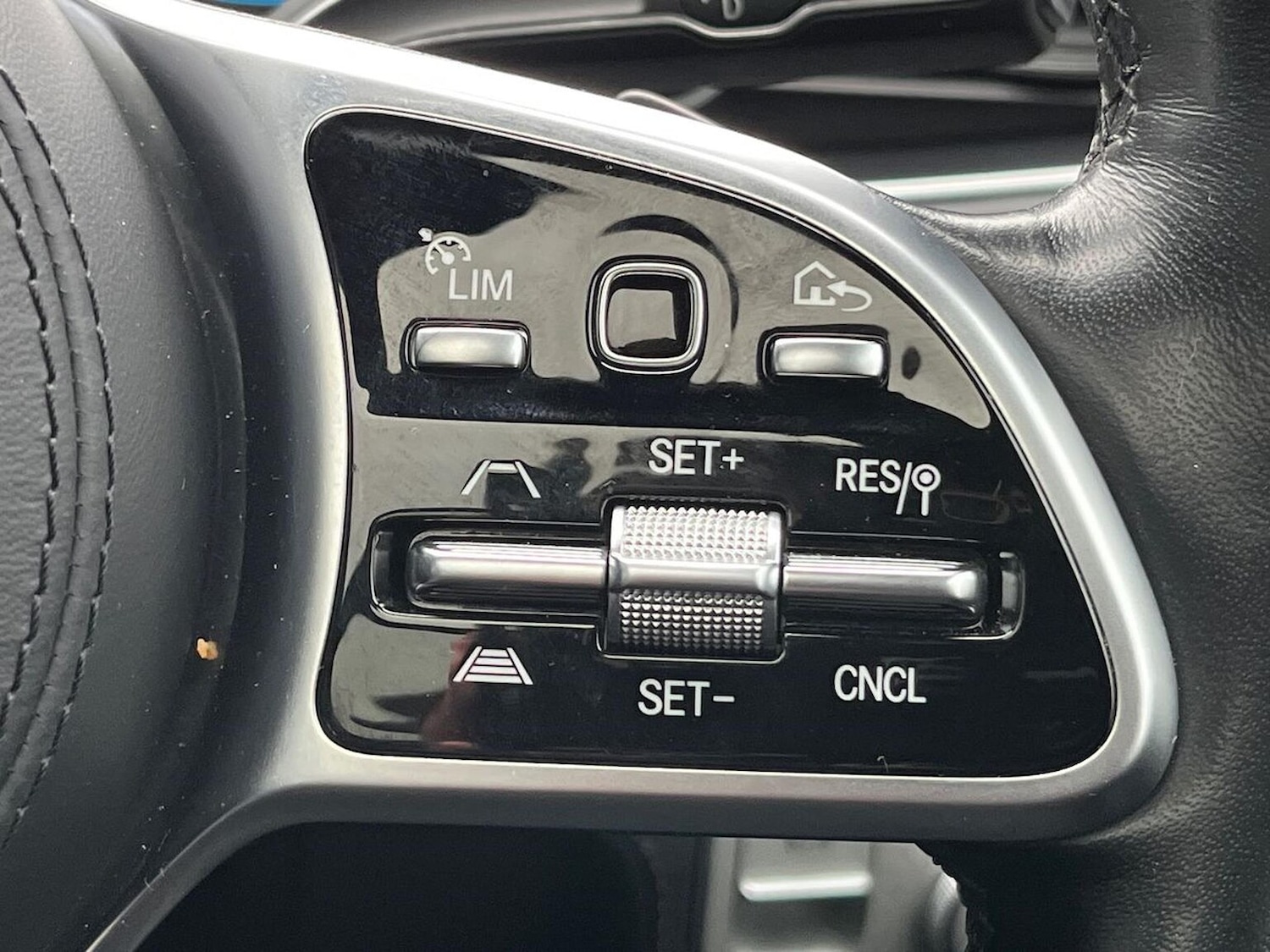 Used Mercedes-Benz GLS 2022 for sale - 77033497: Photo 28