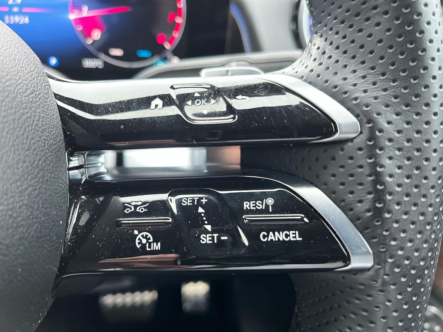 Used Mercedes-Benz GLB 2024 for sale - 76363376: Photo 27