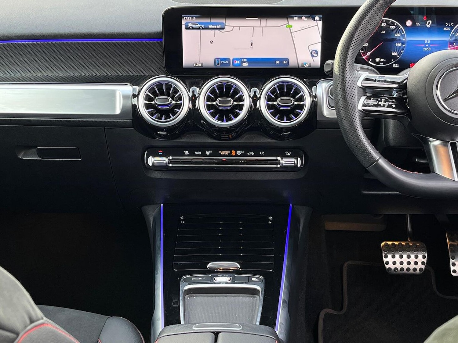 Used Mercedes-Benz GLB 2025 for sale - 76127262: Photo 13