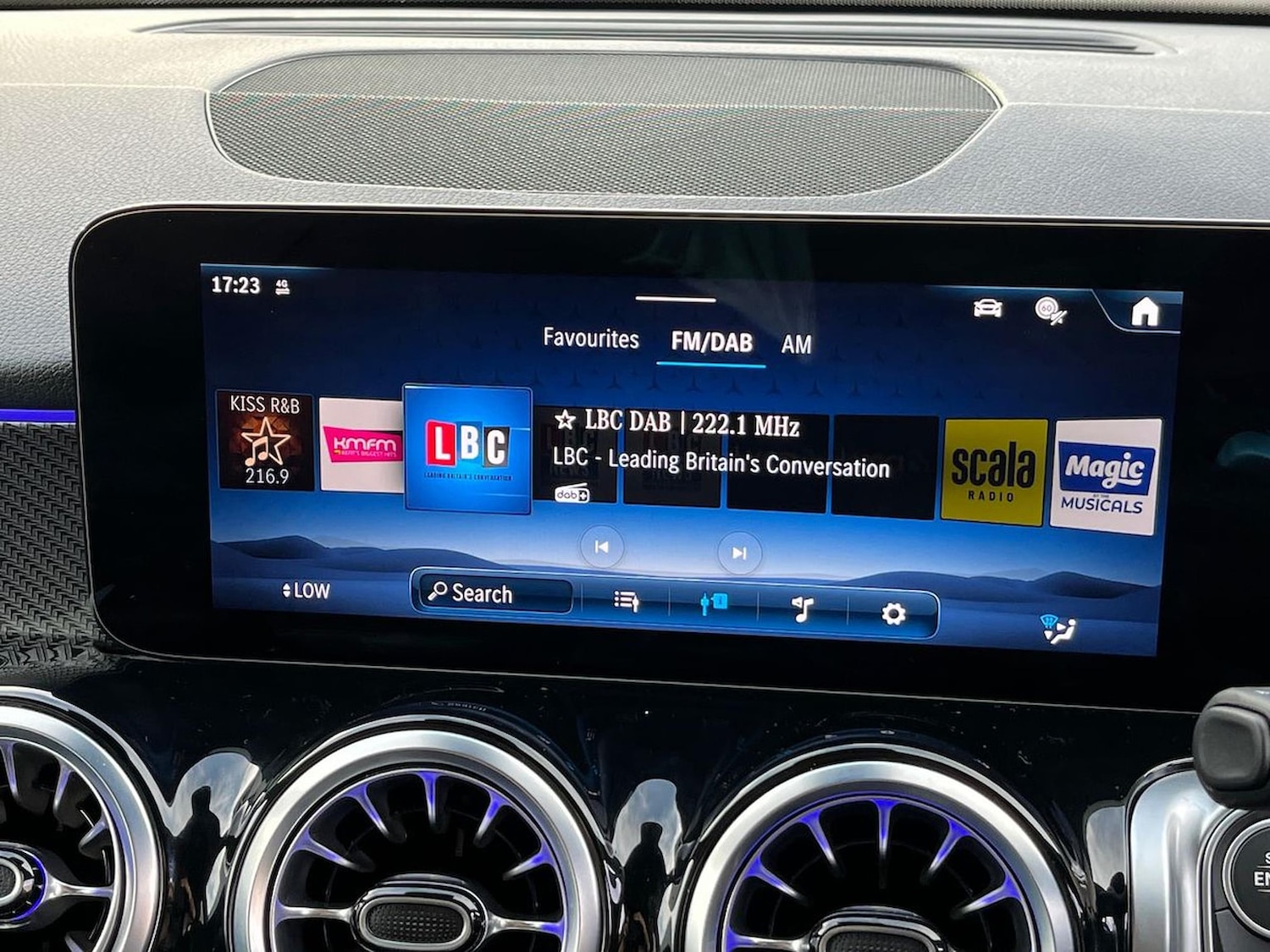 Used Mercedes-Benz GLB 2025 for sale - 76127262: Photo 25