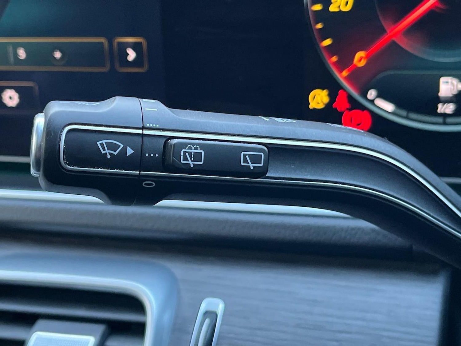 Used Mercedes-Benz GLE 2021 for sale - 76577212: Photo 29