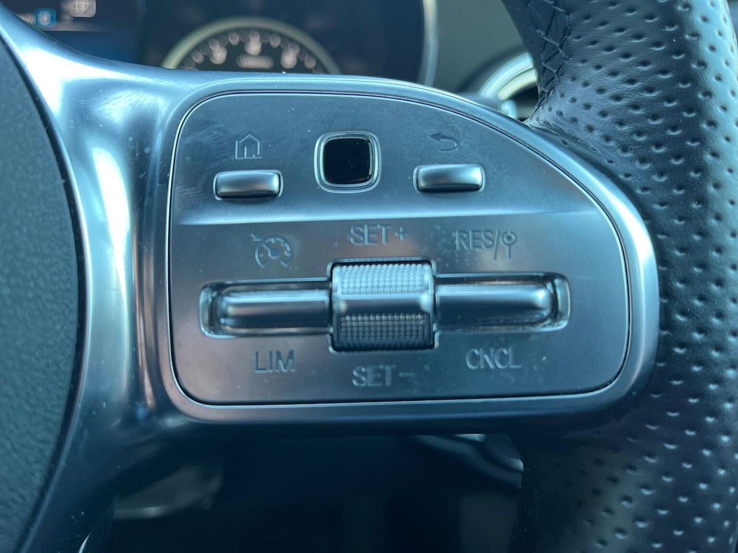 Used Mercedes-Benz C Class 2022 for sale - 76791863: Photo 27