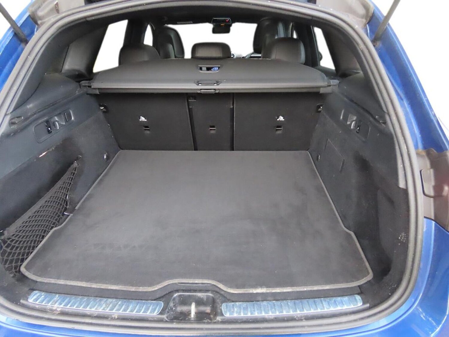 Used Mercedes-Benz GLC 2023 for sale - 76412469: Photo 9