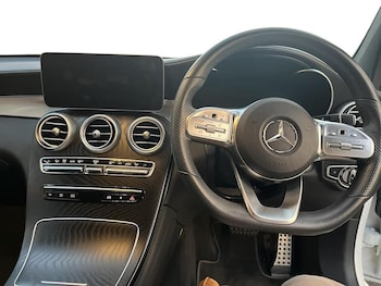 Used Mercedes-Benz GLC 2022 for sale - 76565475: Photo
