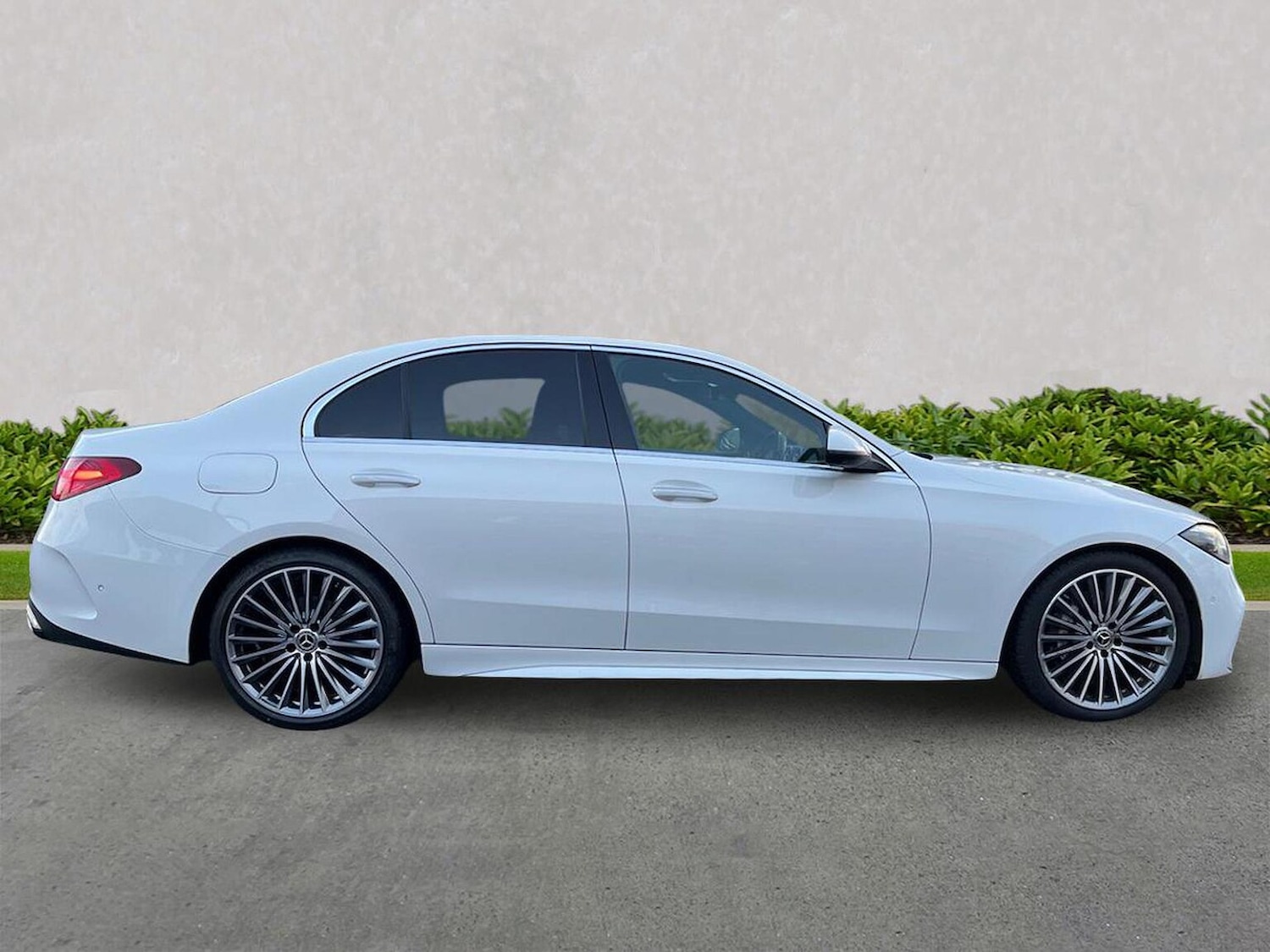 Used Mercedes-Benz C Class 2022 for sale - 76785185: Photo 3