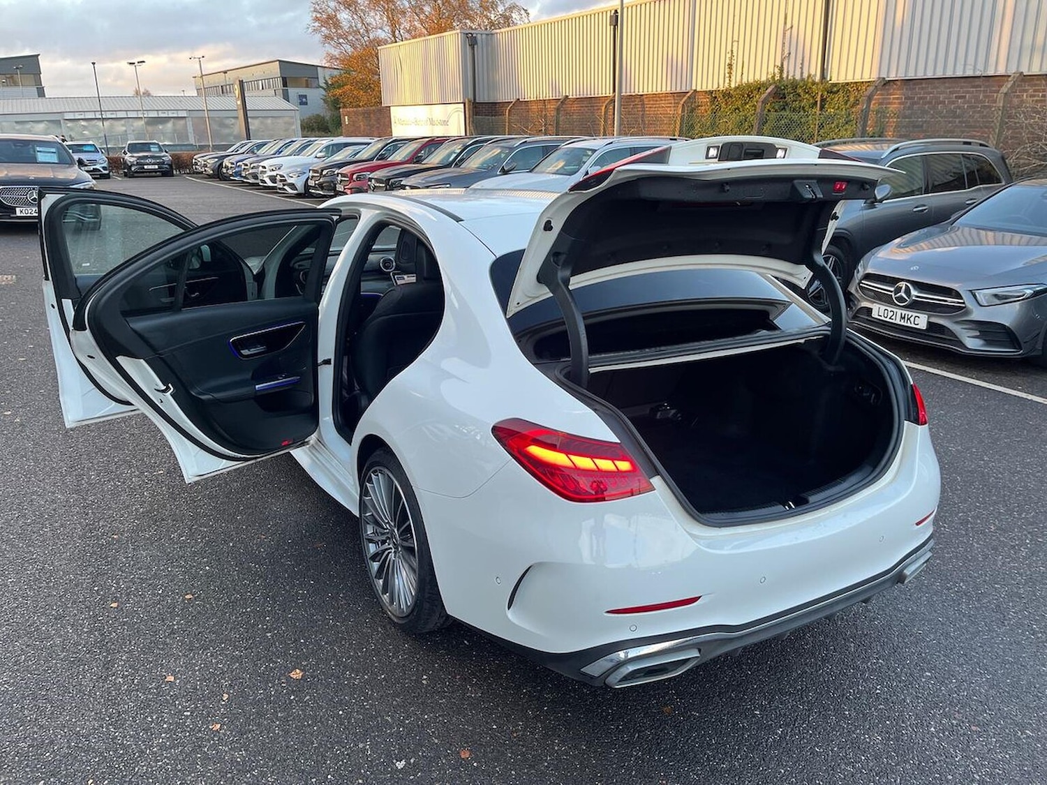 Used Mercedes-Benz C Class 2022 for sale - 76785185: Photo 40