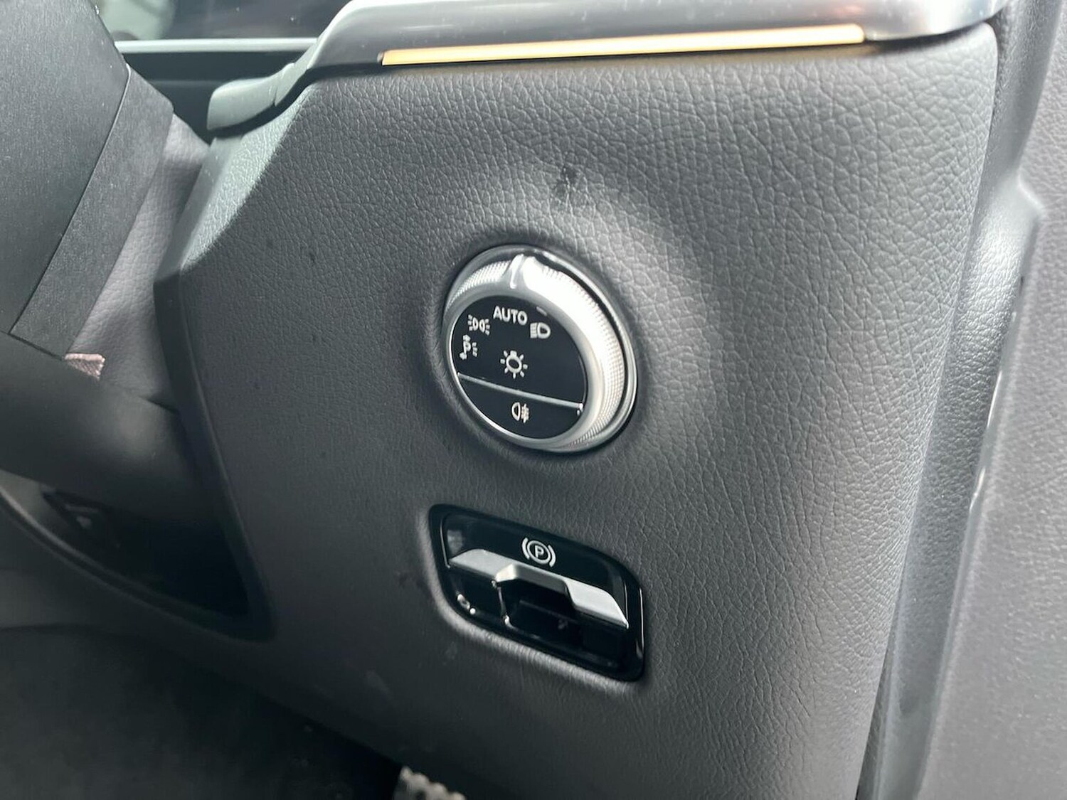 Used Mercedes-Benz GLC 2024 for sale - 76577218: Photo 24