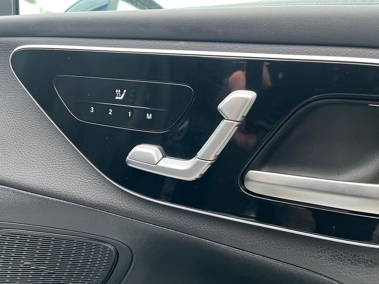 Used Mercedes-Benz GLC 2024 for sale - 76577218: Photo 32