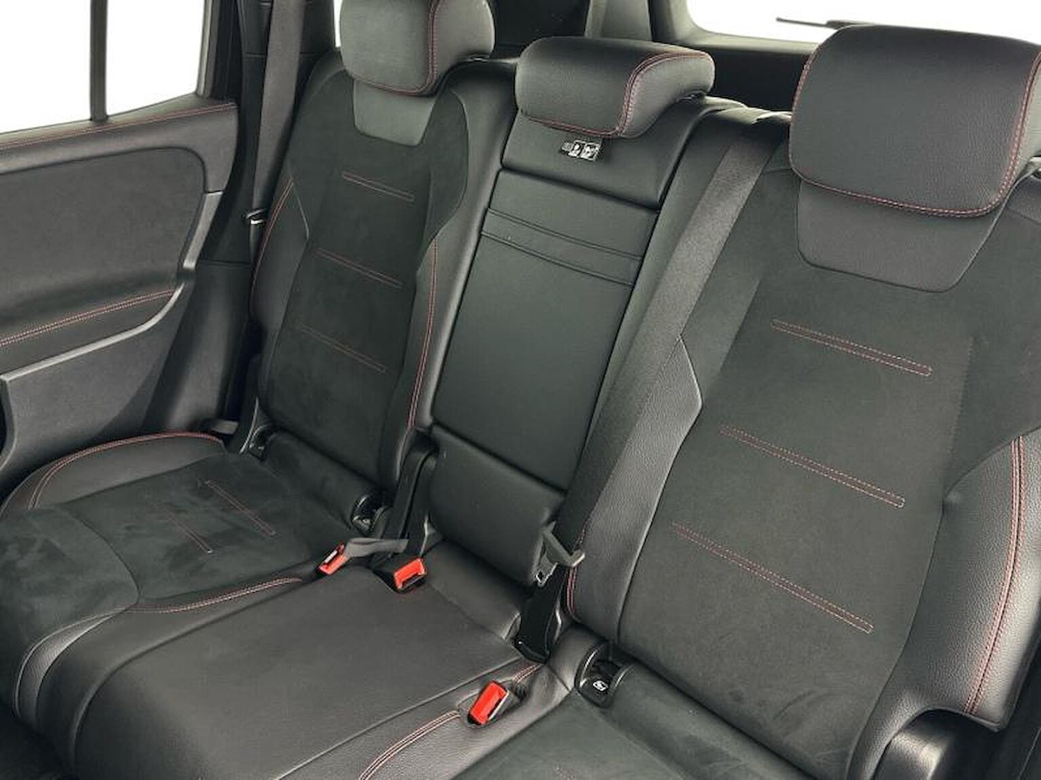 Used Mercedes-Benz GLB 2024 for sale - 76471011: Photo 8