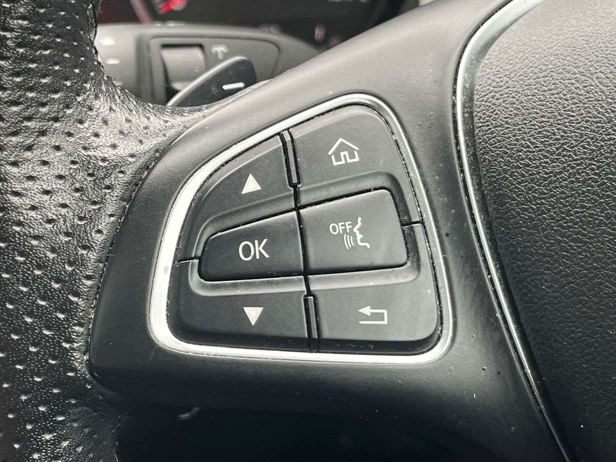 Used Mercedes-Benz C Class 2019 for sale - 78195989: Photo 26