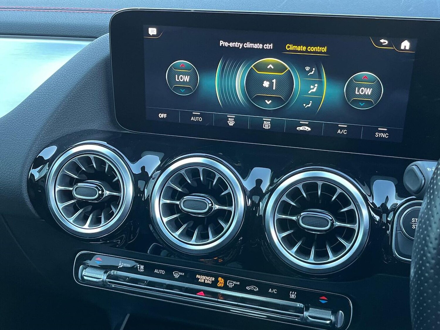 Used Mercedes-Benz EQA 2022 for sale - 76605520: Photo 14