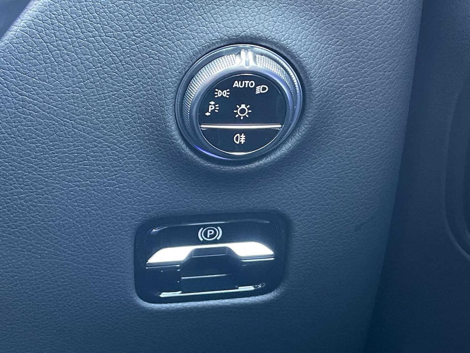 Used Mercedes-Benz GLC 2024 for sale - 76114282: Photo 22