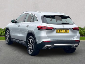Used Mercedes-Benz GLA 2023 for sale - 76257843: Photo 2