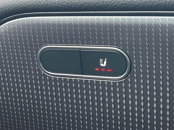 Used Mercedes-Benz GLA 2023 for sale - 76257843: Photo 30