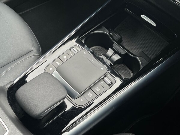 Used Mercedes-Benz GLA 2023 for sale - 76257843: Photo 32